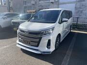 2020 TOYOTA NOAH