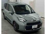 2023 TOYOTA SIENTA G
