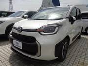 2025 TOYOTA SIENTA
