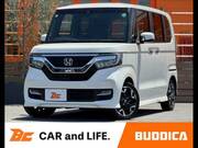 2017 HONDA N-BOX