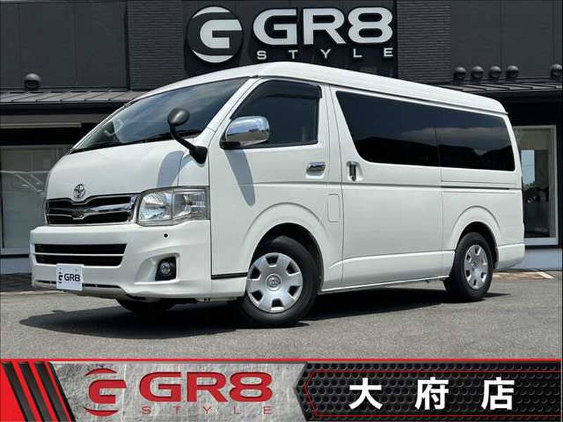 -HIACE VAN