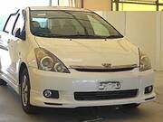 2004 TOYOTA WISH