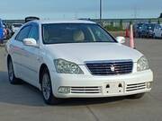 2005 TOYOTA CROWN