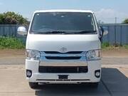 2014 TOYOTA HIACE VAN SUPER GL