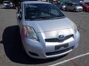 2008 TOYOTA VITZ F
