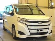 2018 TOYOTA NOAH X
