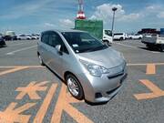 2012 TOYOTA RACTIS