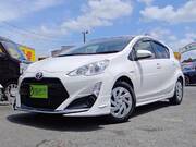 2016 TOYOTA AQUA