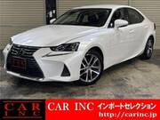 2017 LEXUS IS