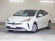 2019 TOYOTA PRIUS