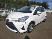 2018 TOYOTA VITZ F