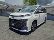 2023 TOYOTA VOXY