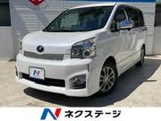 2013 TOYOTA VOXY