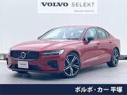 2022 VOLVO S60