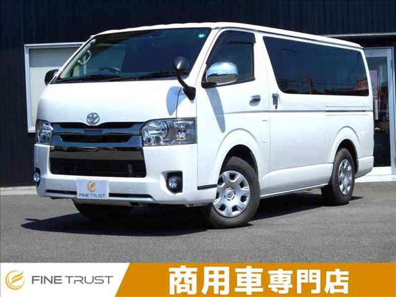 -HIACE VAN