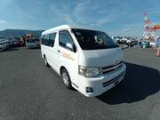 2013 TOYOTA HIACE WAGON GL
