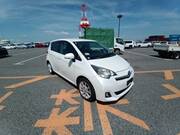 2011 TOYOTA RACTIS G