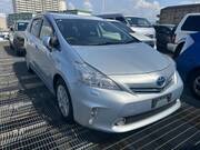 2012 TOYOTA PRIUS ALPHA G