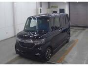 2020 HONDA N-BOX CUSTOM