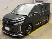 2022 TOYOTA VOXY