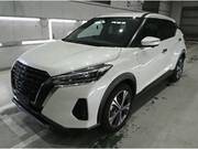 2023 NISSAN KICKS