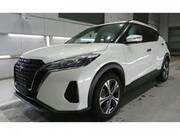 2023 NISSAN KICKS
