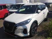 2023 NISSAN KICKS
