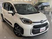 2023 TOYOTA SIENTA