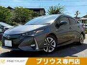 2017 TOYOTA PRIUS PHV