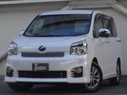 2013 TOYOTA VOXY