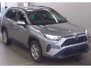 2020 TOYOTA RAV4 X