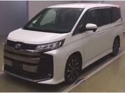 2022 TOYOTA NOAH