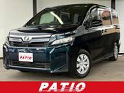 2019 TOYOTA VOXY X