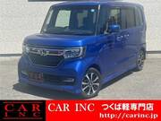 2017 HONDA N-BOX CUSTOM