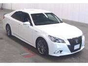 2014 TOYOTA CROWN HYBRID