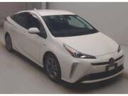 2020 TOYOTA PRIUS