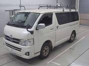 2013 TOYOTA HIACE VAN