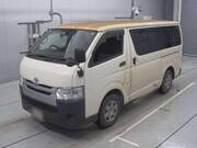 2017 TOYOTA HIACE VAN DX