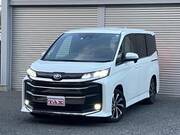 2022 TOYOTA NOAH