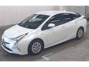 2018 TOYOTA PRIUS
