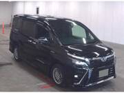 2019 TOYOTA VOXY