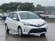 2015 TOYOTA VITZ