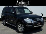 2016 MITSUBISHI PAJERO