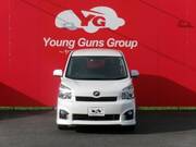 2012 TOYOTA VOXY