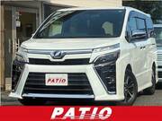 2018 TOYOTA VOXY