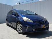 2013 TOYOTA PRIUS ALPHA S
