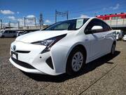 2017 TOYOTA PRIUS S