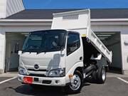 2024 HINO DUTRO