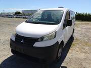 2013 MITSUBISHI DELICA VAN DX