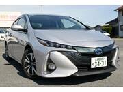 2017 TOYOTA PRIUS PHV